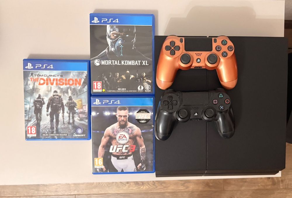 PlayStation 4 PS4