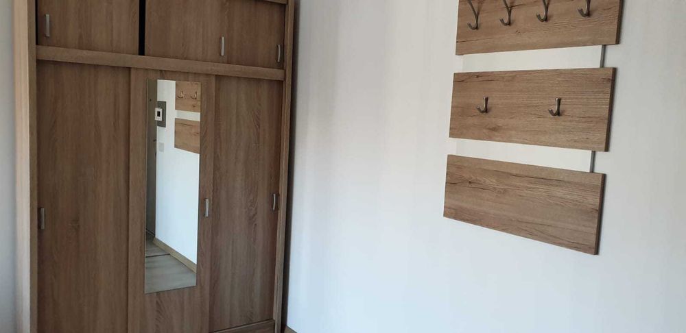 Apartament de închiriat, 2 camere, Prima Universității