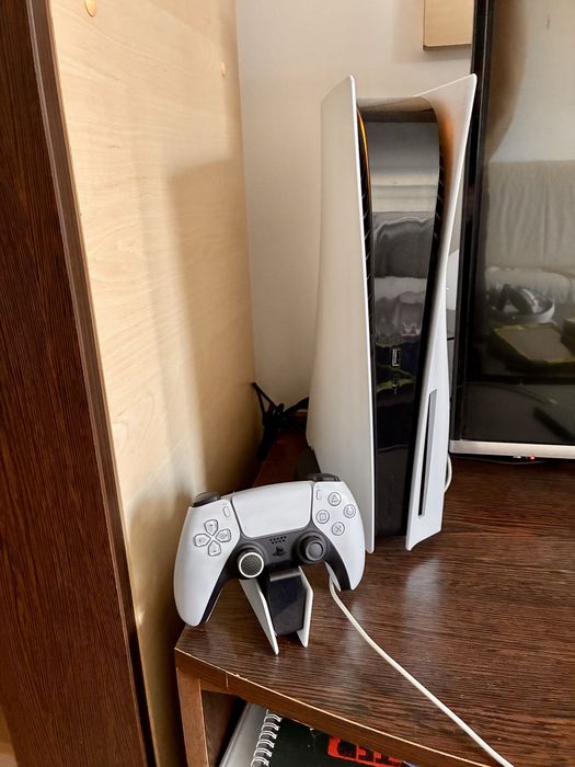 PlayStation 5 – impecabilă, cu factură, toate accesoriile originale