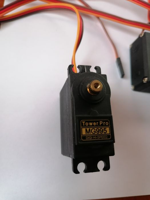Servo motor MG995 180 / 270 grade