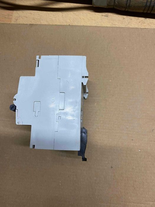 Трифазен автоматичен/деференциален предпазител със  защита 25 А