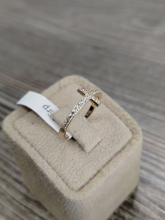 НОВ Златен пръстен 2.16гр / 14К