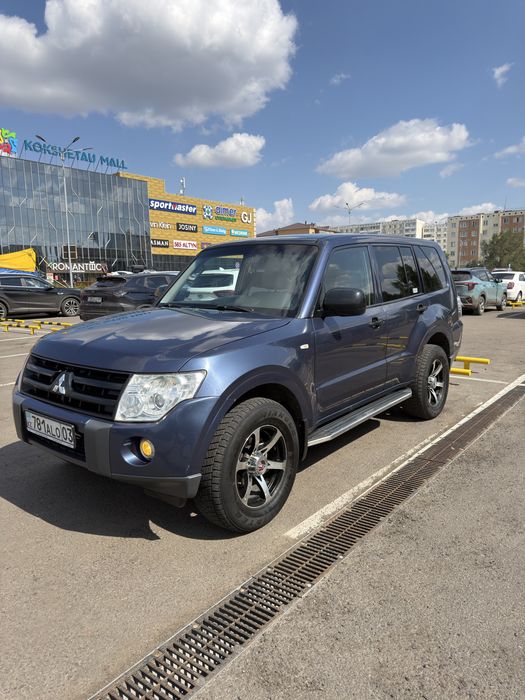 Продам Mitsubishi Pajero 2008г