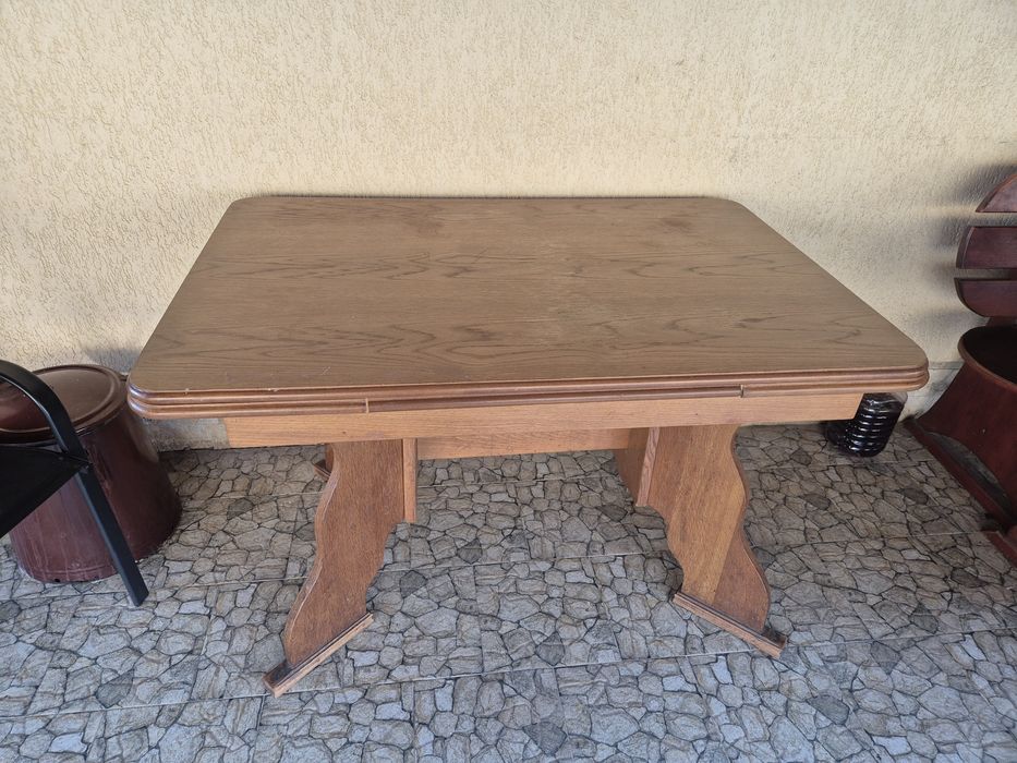 Se vinde masa din lemn masiv!