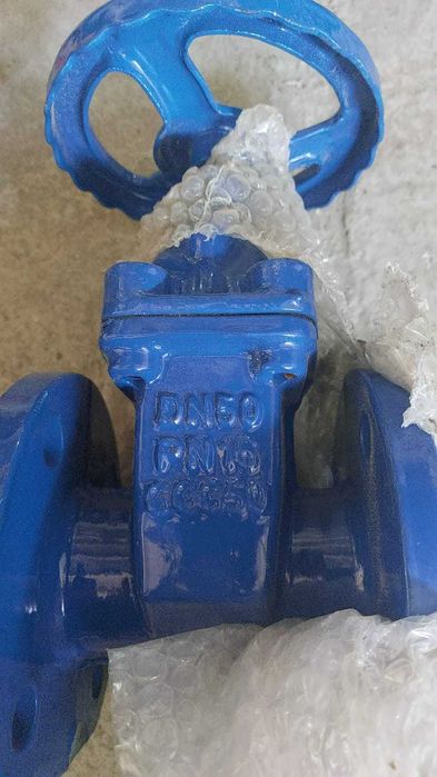 Продам задвижки чугун и сталь от д50-д250 в ассортименте