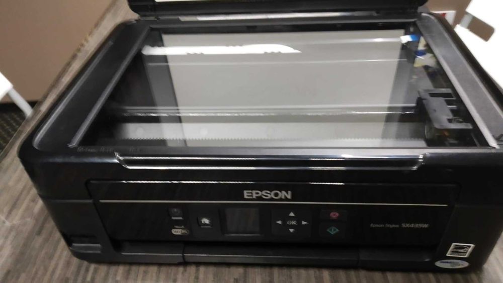 Принтер EPSON модел SX435W