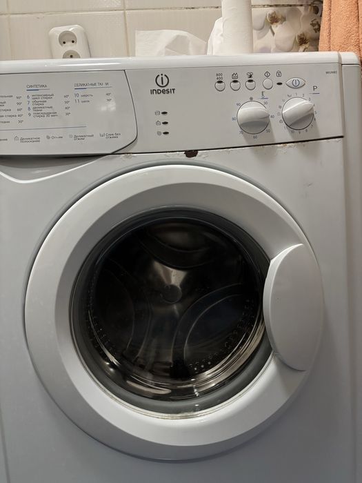 Продам стиральную машинку