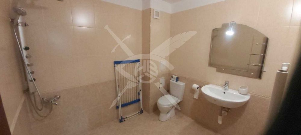 Дава се под наем Четиристаен апартамент в София, Манастирски ливади - 181 кв.м за 1495.83 € - Снимка #10