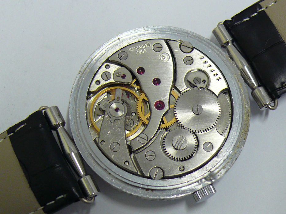 Молния Мълния Регулатор преобразуван ръчен часовник, профилактиран