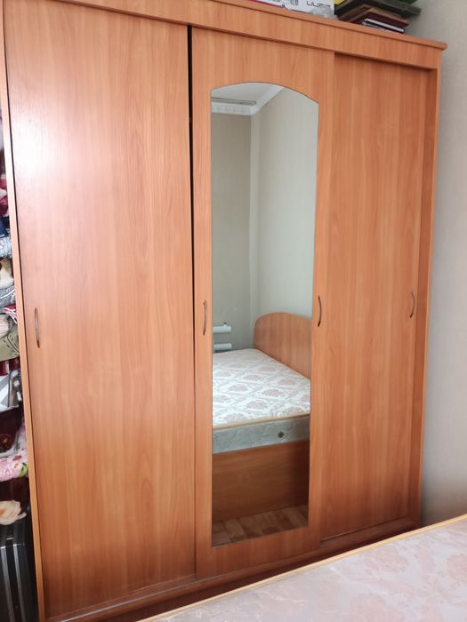 Шкаф б/у ширина 1600