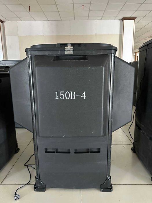 Avtokarmushka baliqga yem berish uchu