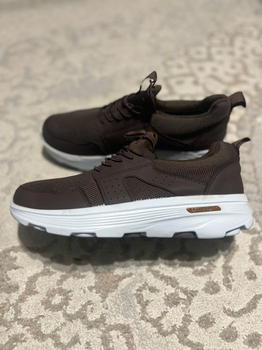 Кросовки в наличии