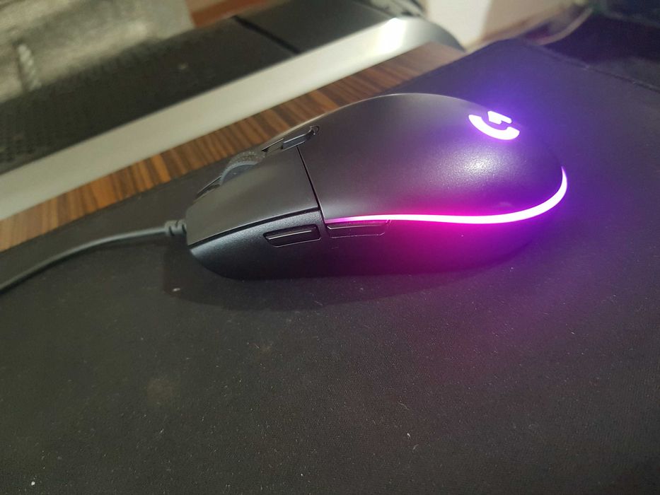 Mouse gaming Logitech G203