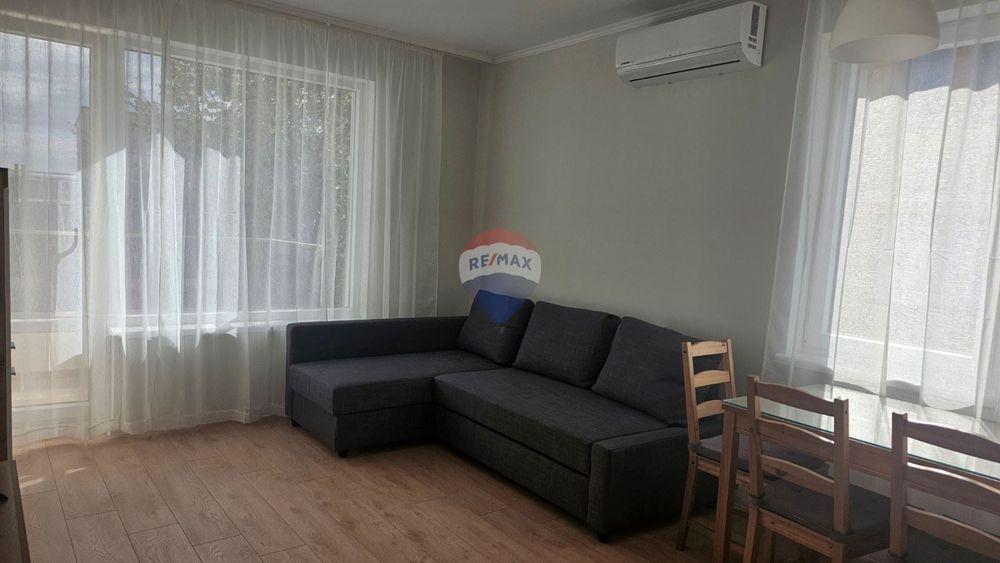 Дава се под наем Двустаен апартамент в Варна, Бриз - 65 кв.м за 500 € - Снимка #1