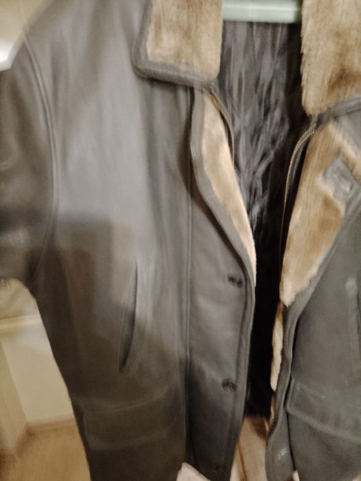 Продам мужскую кожаную куртку