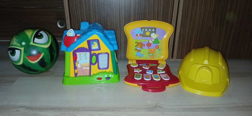 Лот детски играчки