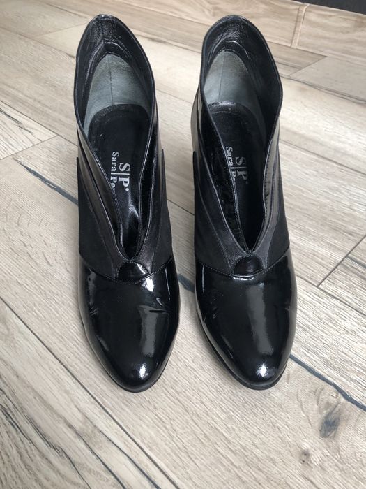 Дамски обувки Sara Pen