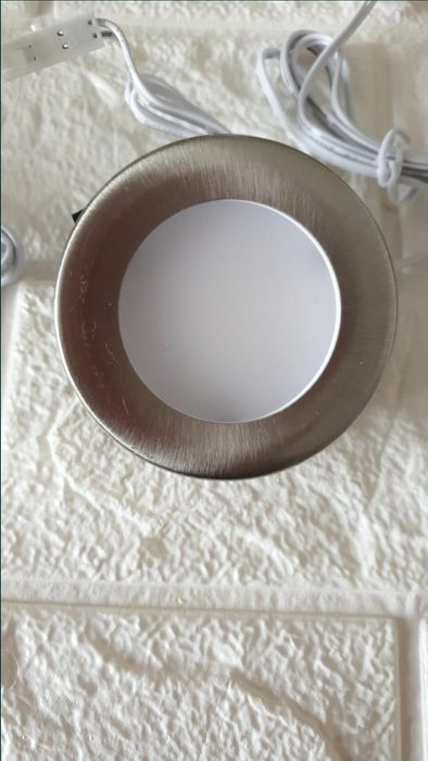 Aplica cu led pentru dulap
