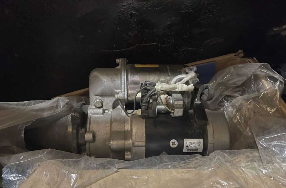 Стартер Komatsu PC300-8