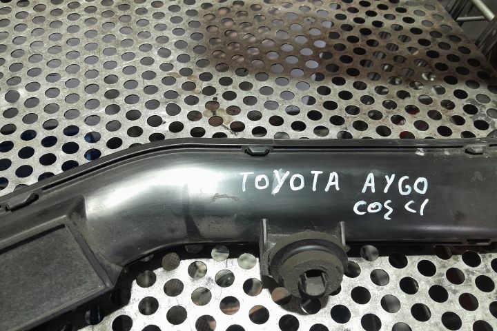 CONDUCTA AER 17751-0Q010 17751-0Q010 Toyota Aygo a 2-a generatie