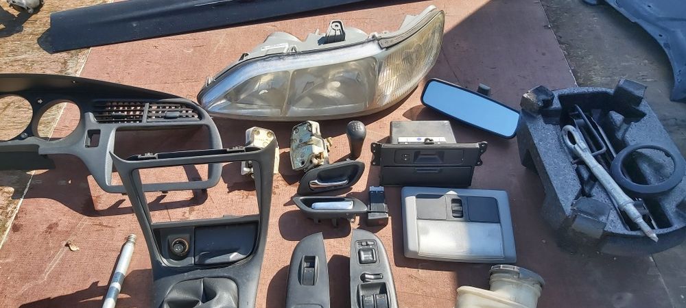 Останали части от Хонда Акорд '98 г. / Honda Acord 2.0 136 hp