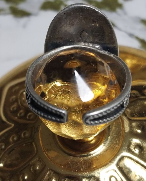 Продаётся кольцо