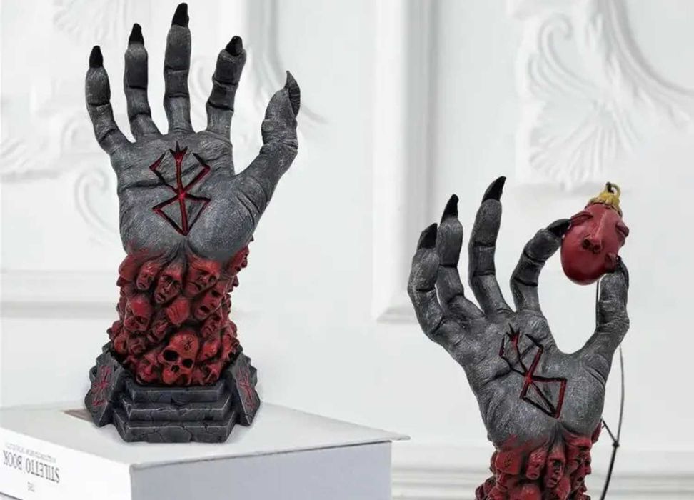 Леннуома Берсерк Рука Бога