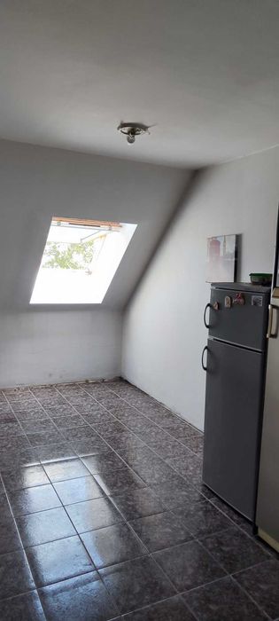 Продава се Тристаен апартамент в София, Студентски град - 164000 кв.м за 2 €/кв.м - Снимка #16