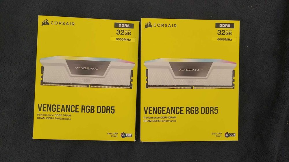 i7 14700kf +Corsair Vengeance RGB White 32GB DDR5 6000MHz CL 30