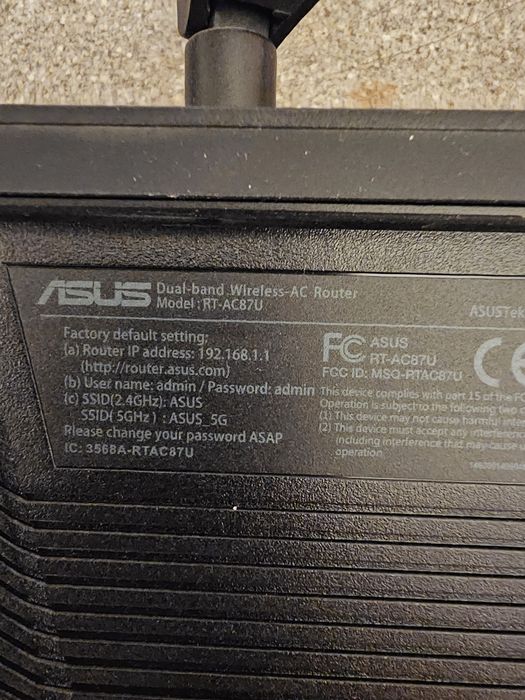 Vand Router Asus RT-AC87U gigabit