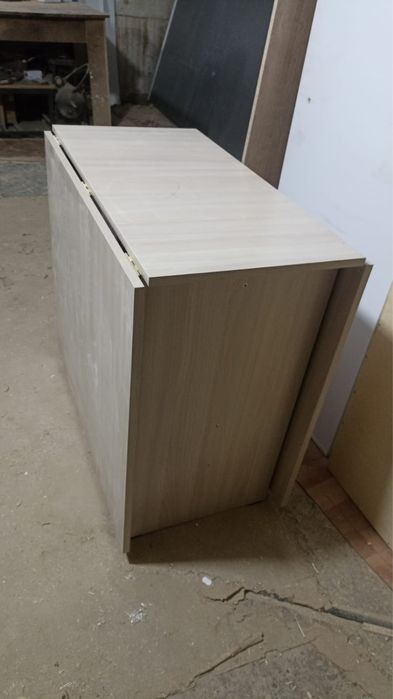 Продам Стол-книжку