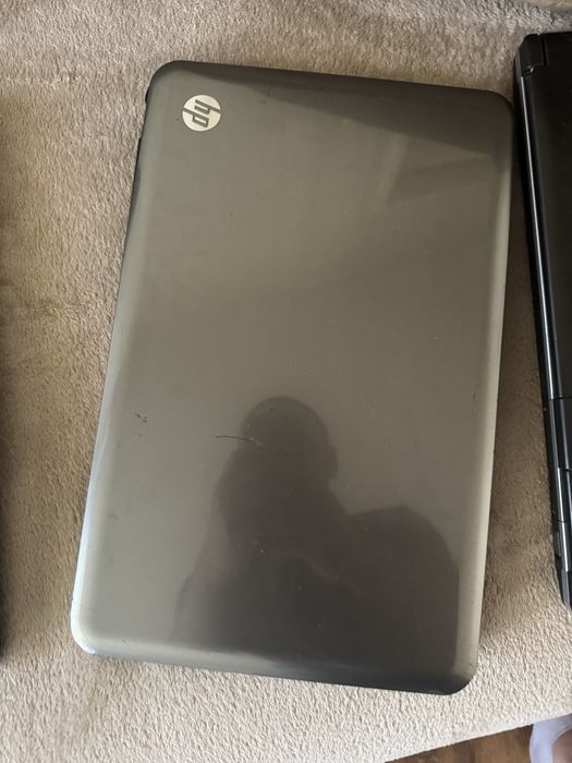 Лаптопи за части 8 броя и 8 компиутара