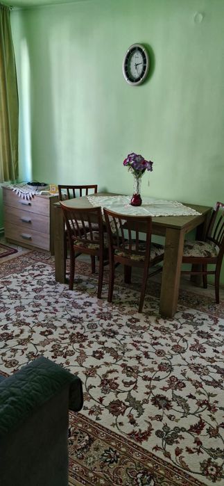 Închiriez apartament cu două camere