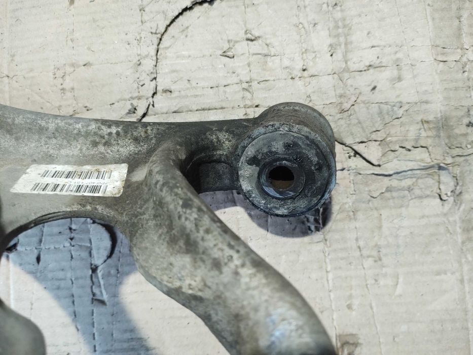 Носач Преден Долен Ляв Porsche Cayenne 3.0D 92A/2012г