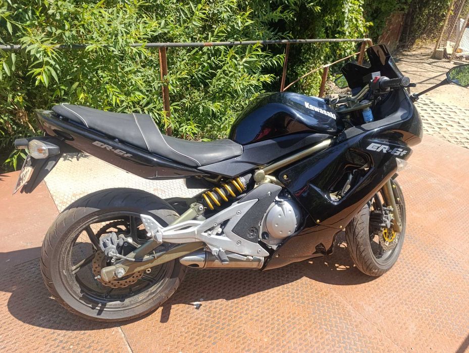 Kawasaki ER-6f 650 cc.