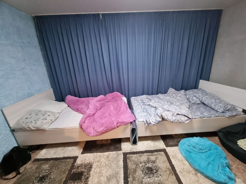 Продам кровати белые 2 штуки