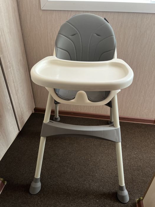 Продам детскии стол для кормления.