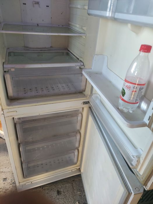 Самсунг холодильник продам