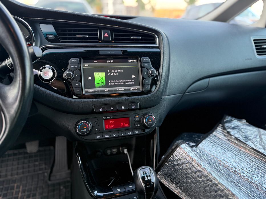 Kia Ceed 1.6 CRDi 136 CP | 64.000 km REALI | Unic Proprietar | Echipare TOP