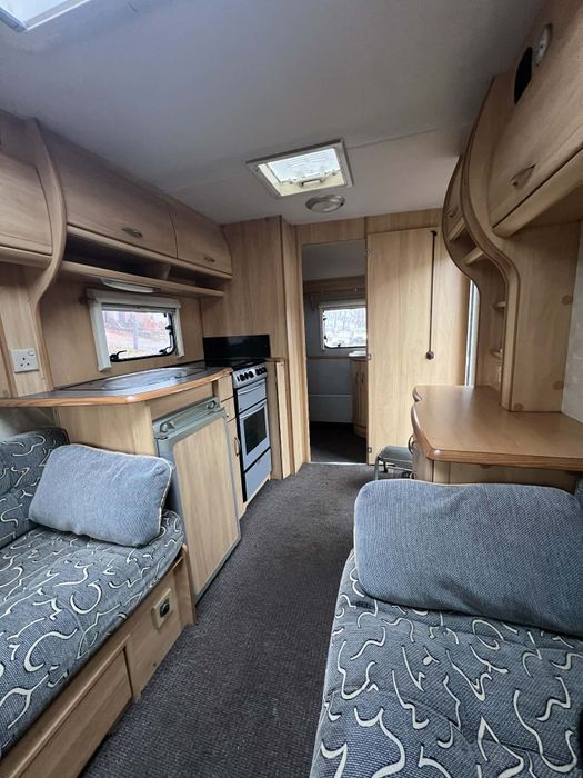 Sterling Vitesse Rulotă