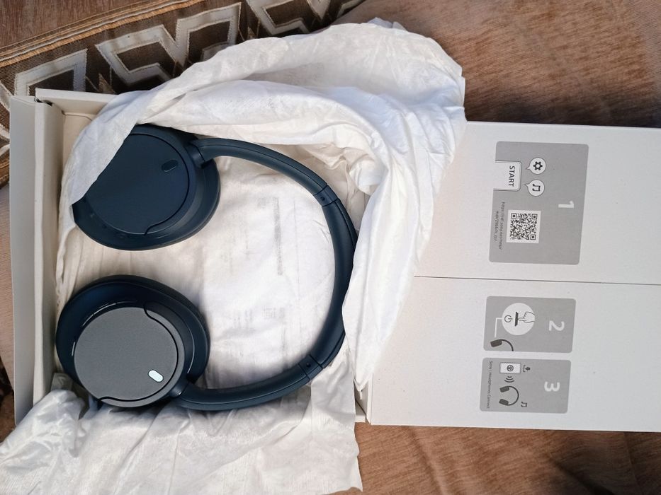 Продам наушники sony