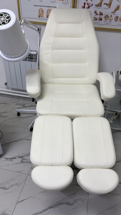 Кресло для педикюра