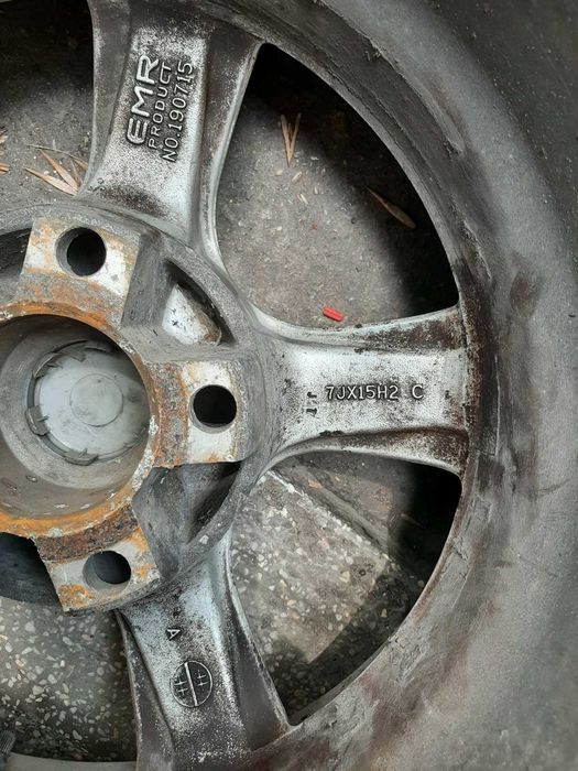 Джанти EMR 15" 5x114.3 / 7Jx15H2 с гуми Maxxis Worm-Drive 215/75/R15