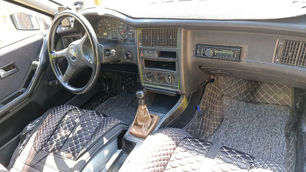Продам Ауди 80 б4