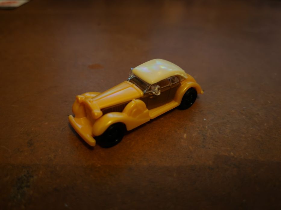 Киндер k01 98 horch 8