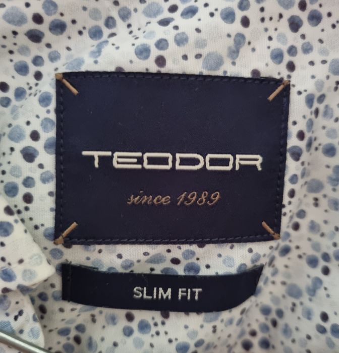 Мъжка риза TEODOR