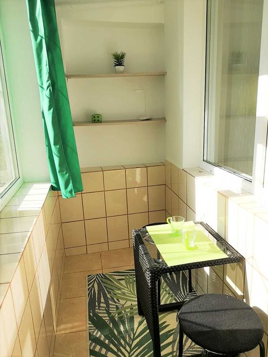 Particular, vand garsoniera 5 minute metrou Gorjului, bloc reabilitat termic