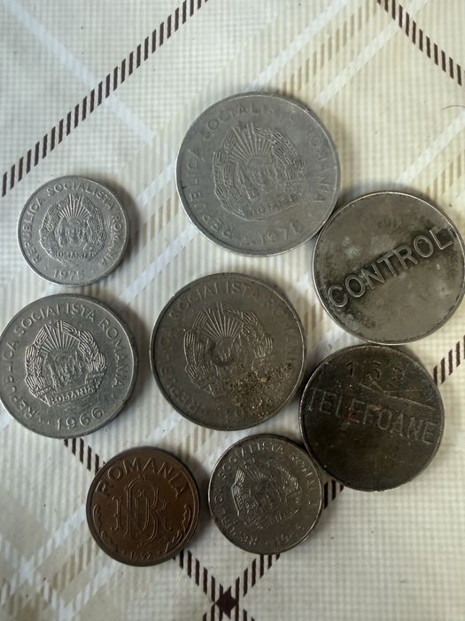 Monede vechi de diferita valoare