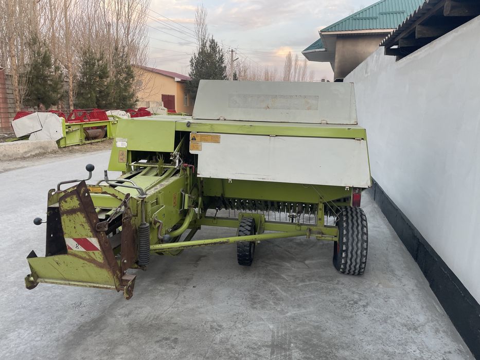 Claas markant 55