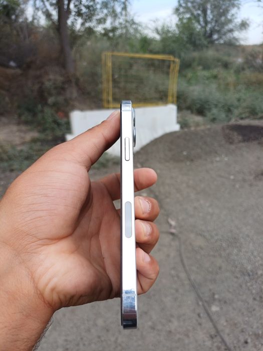 iPhone 12 Pro 128 ГБ — белый